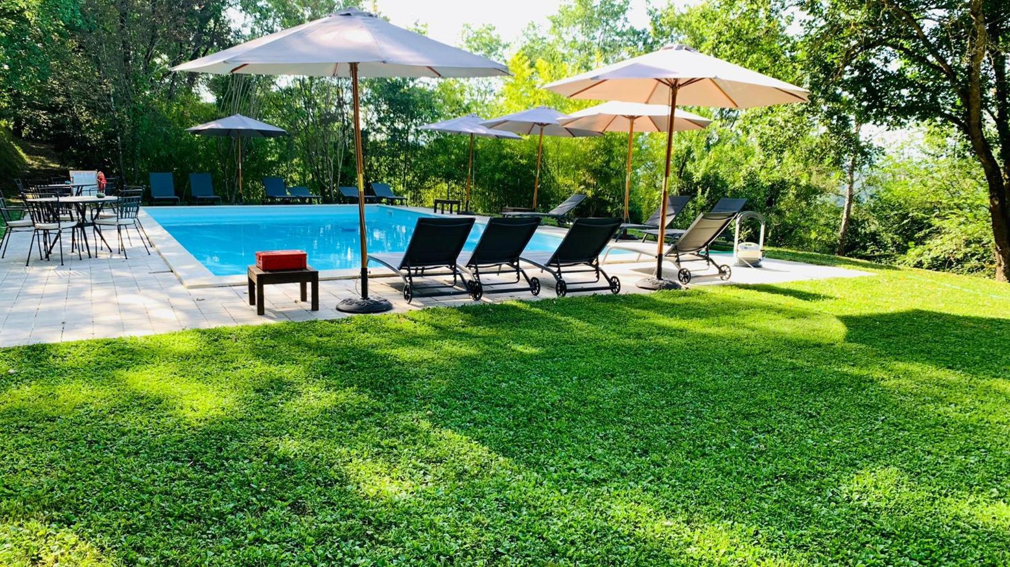 Borgo Il Poeta Guest House Monte Castelli Екстериор снимка